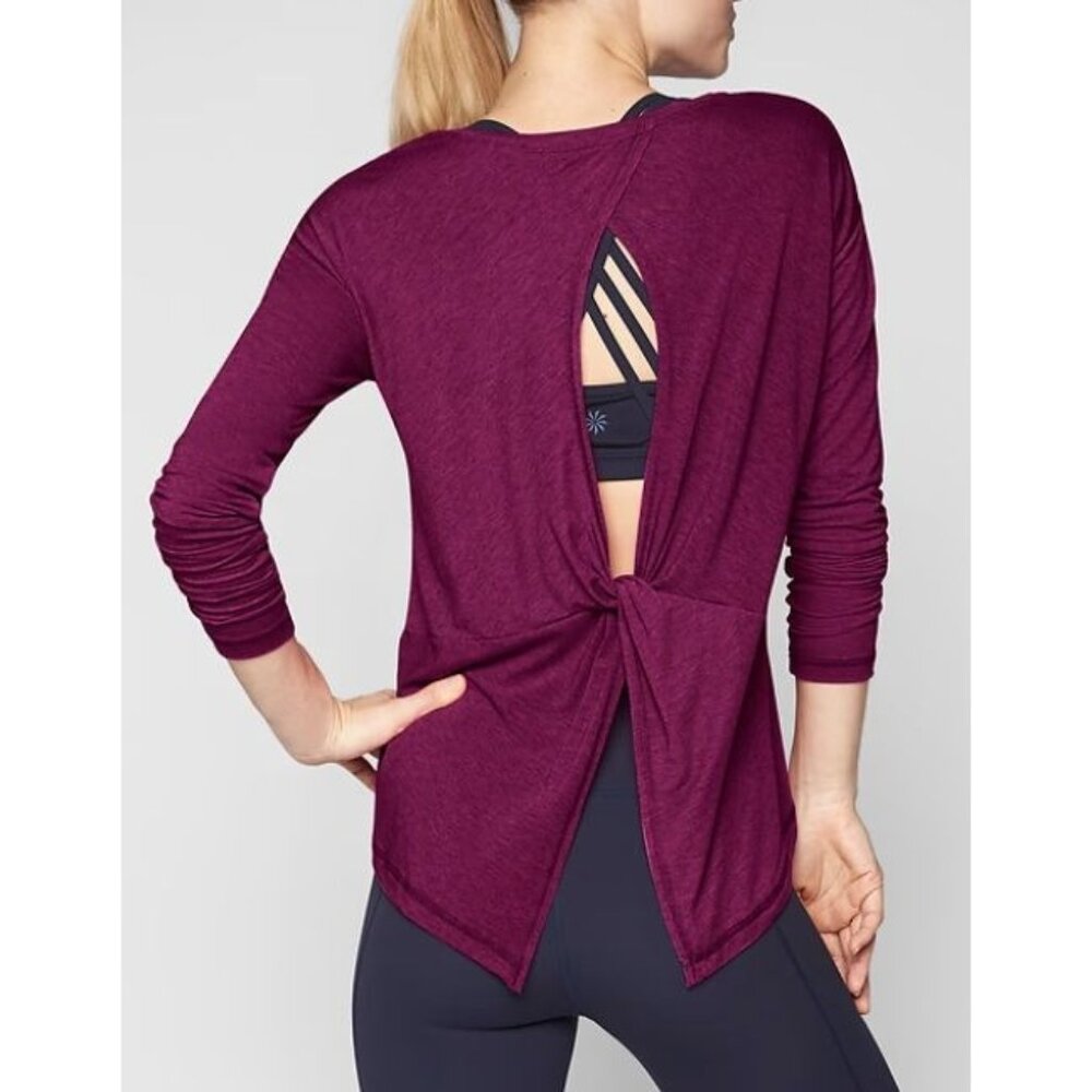 ATHLETA essence twist long sleeve top size S